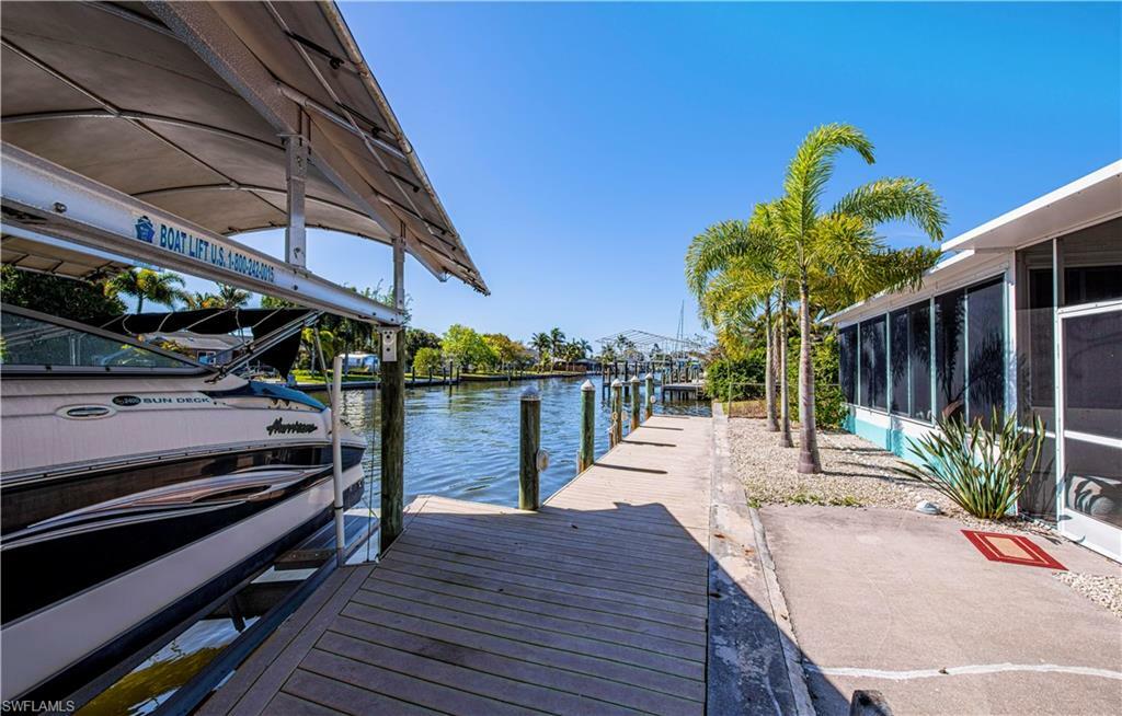 Property Photo: 2632 York Road FL 33956