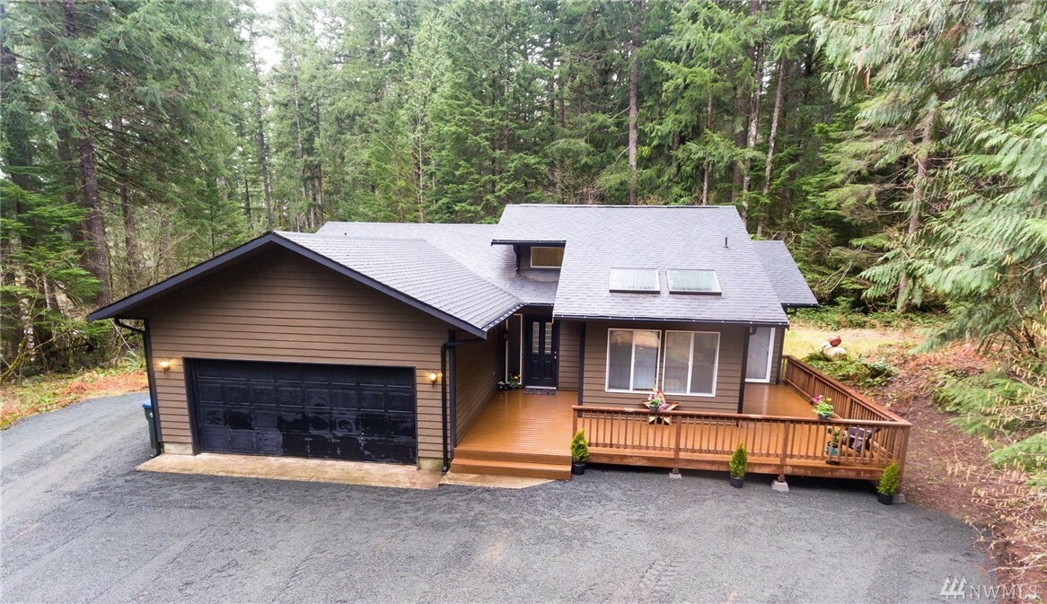 Property Photo: 141 Richer Dr WA 98361