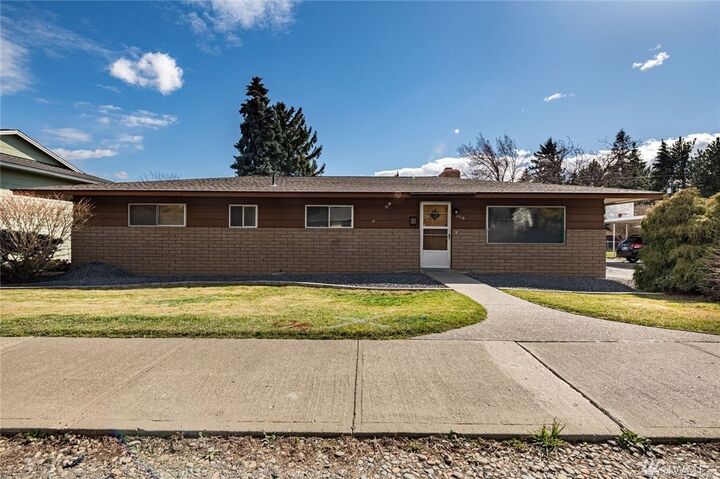 1116 E 3rd Ave E  Ellensburg WA 98296 photo