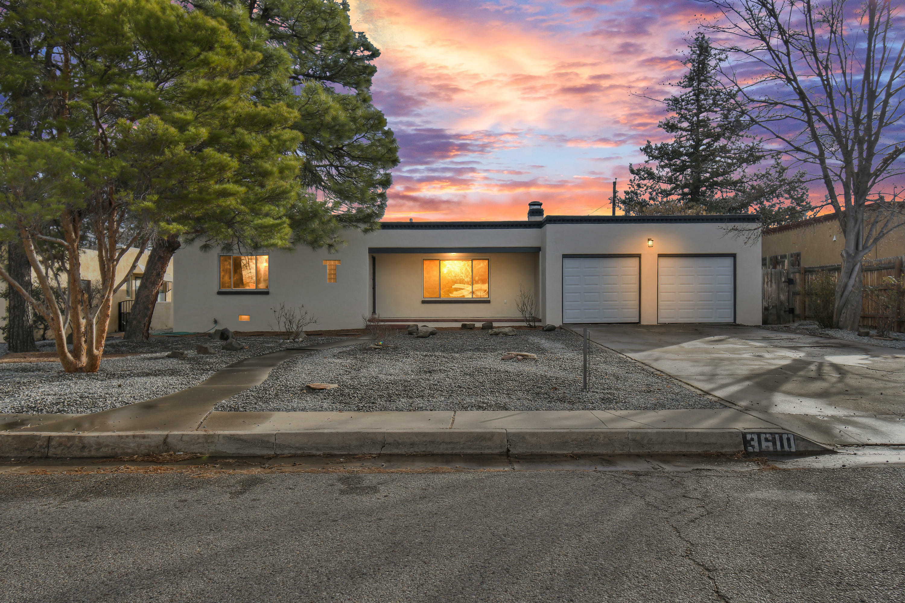 Property Photo:  3610 Calle Del Sol NE  NM 87110 