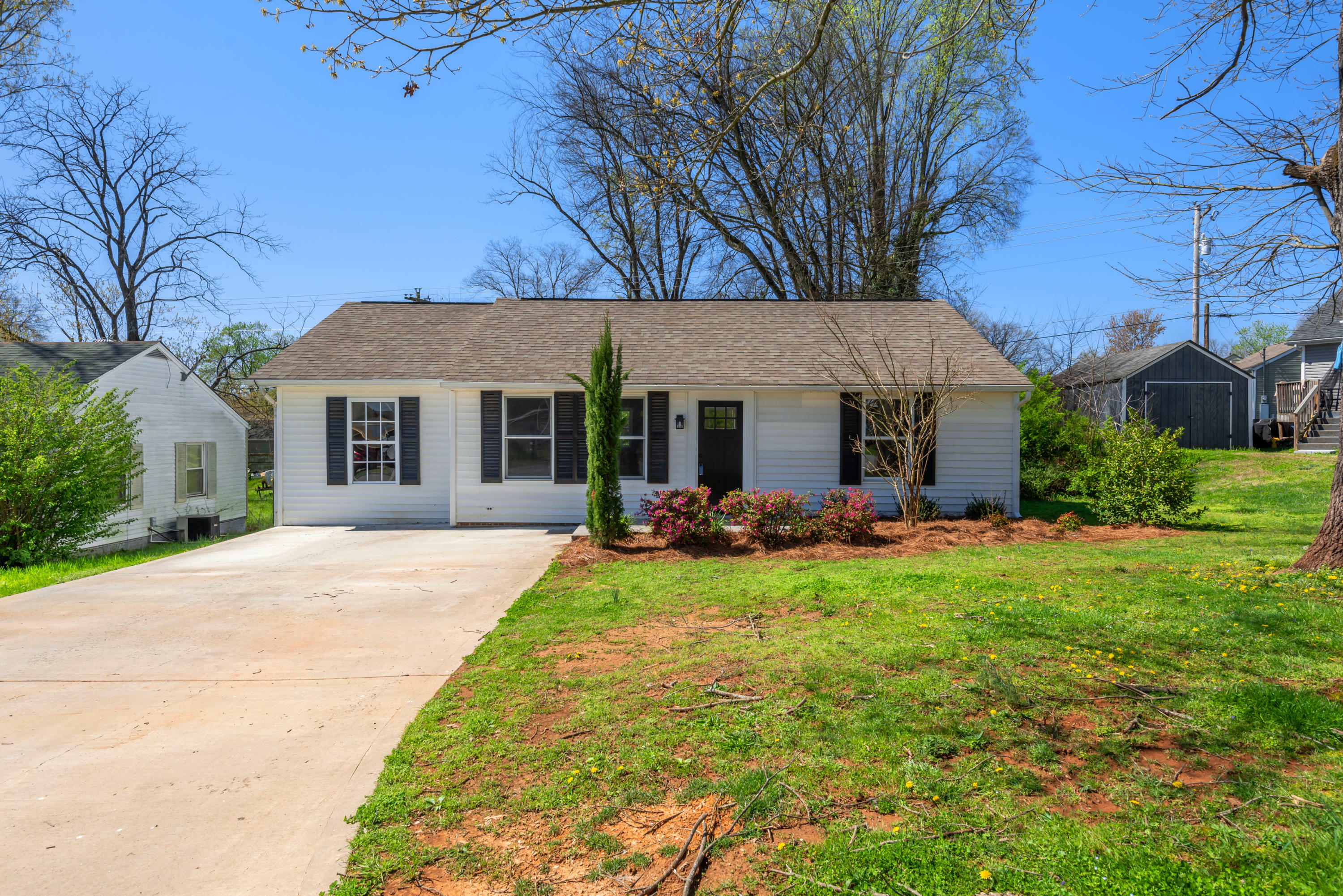 Property Photo:  1827 Kettering Rd  TN 37701 