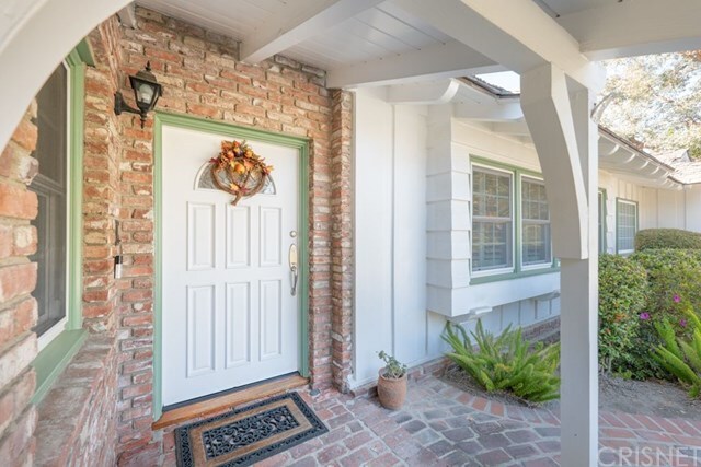 Property Photo: 5161 Amigo Avenue CA 91356