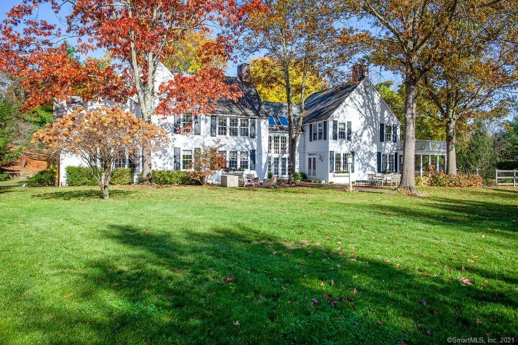 Property Photo:  690 Old Academy Road  CT 06824 