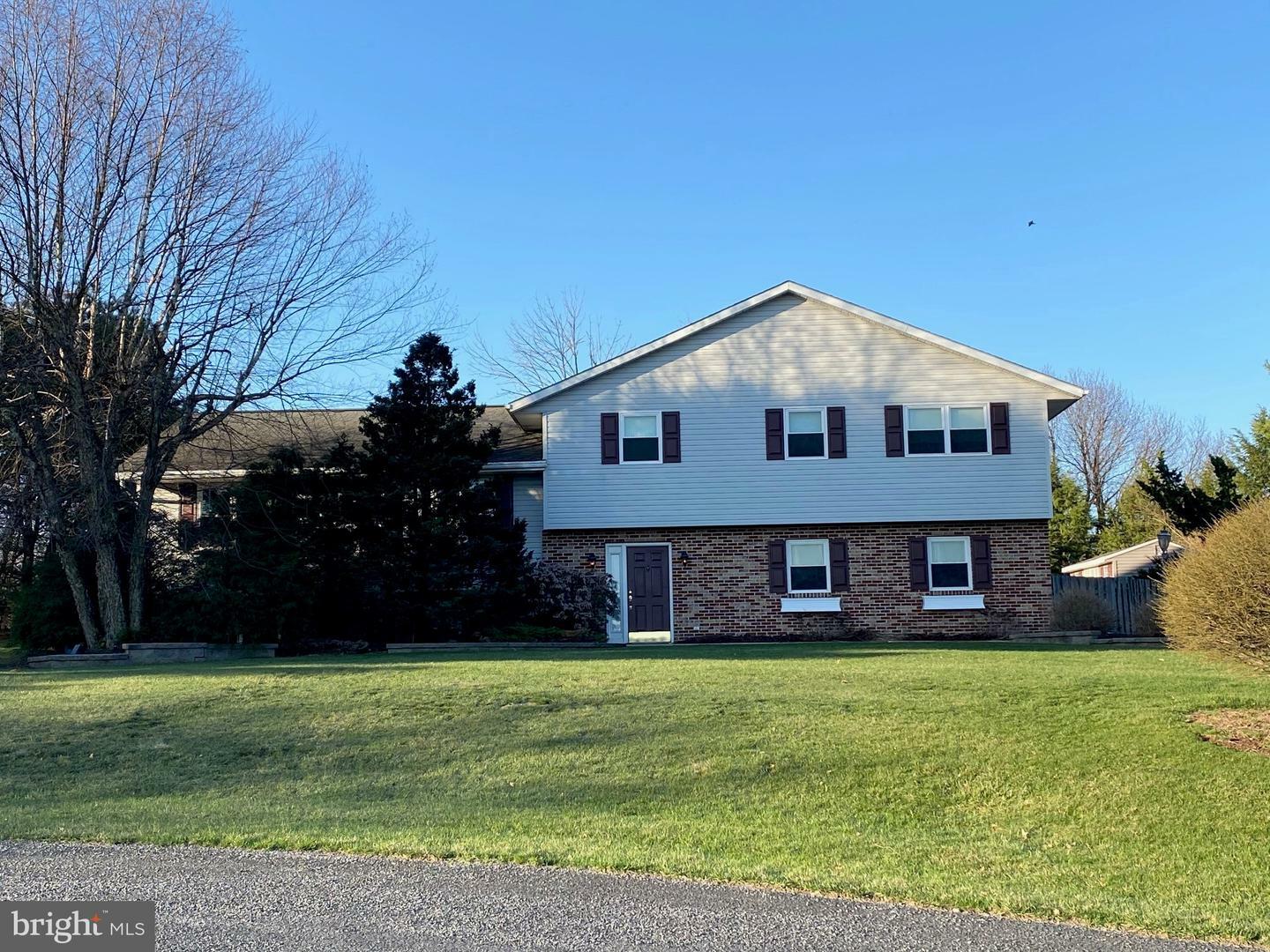 Property Photo:  3 Woodland Court  PA 19526 