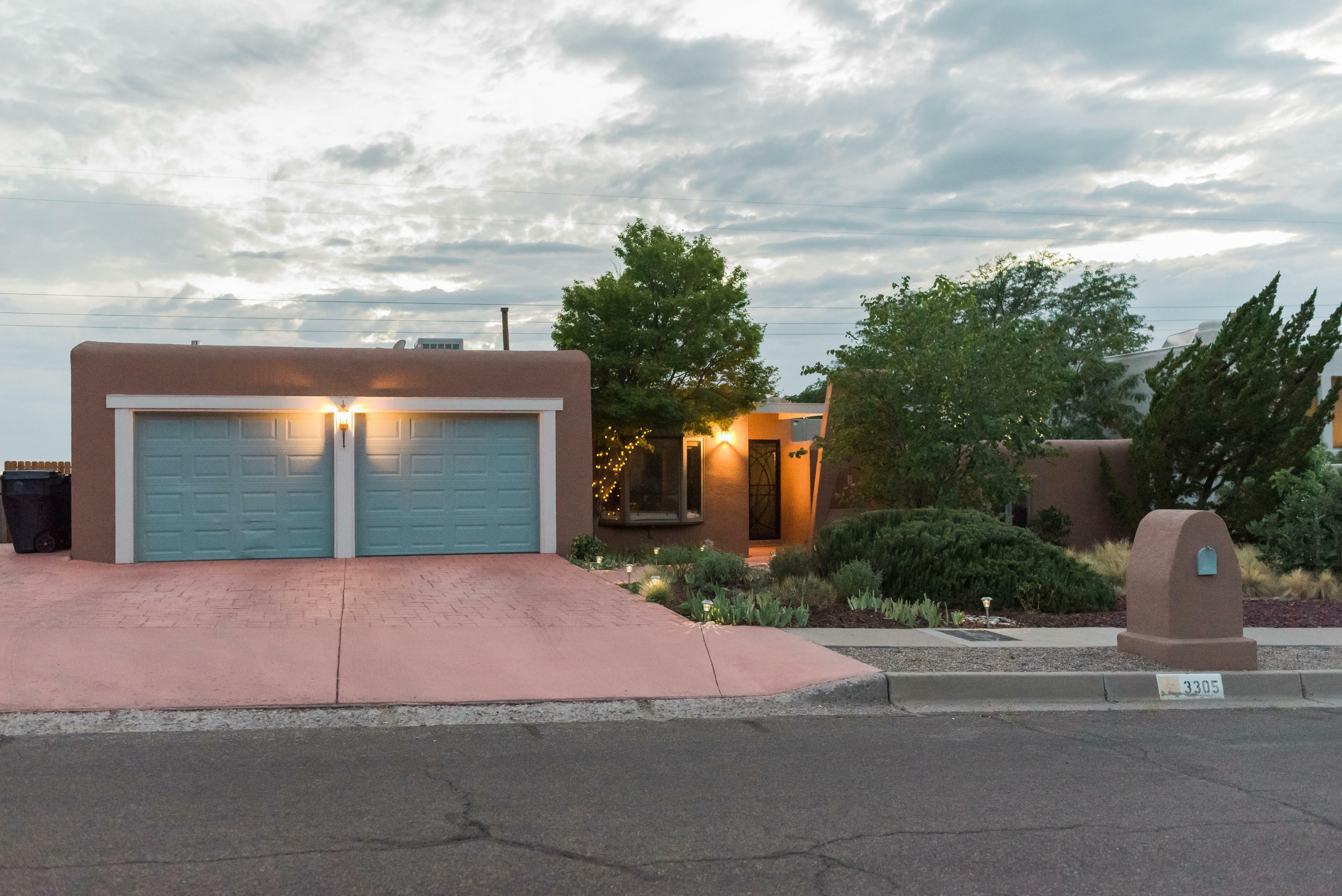 3305 Embudito Drive NE  Albuquerque NM 87111 photo