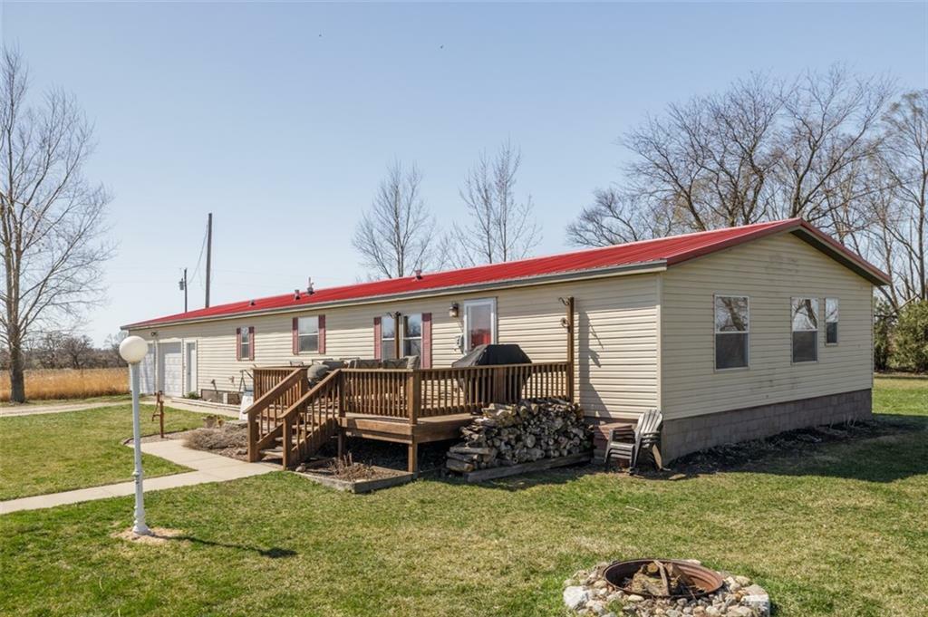 Property Photo:  925 208th Street  IA 50212 