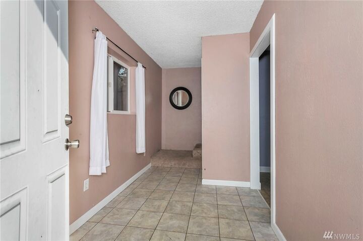 Property Photo: 1522 Arvon Ave WA 98312