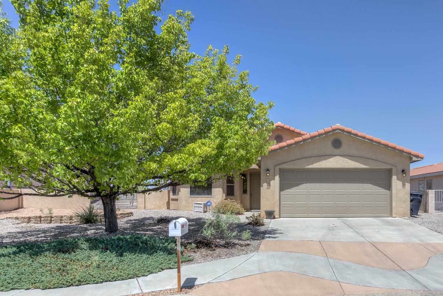 Property Photo: 4931 Woodburne Road NW NM 87114
