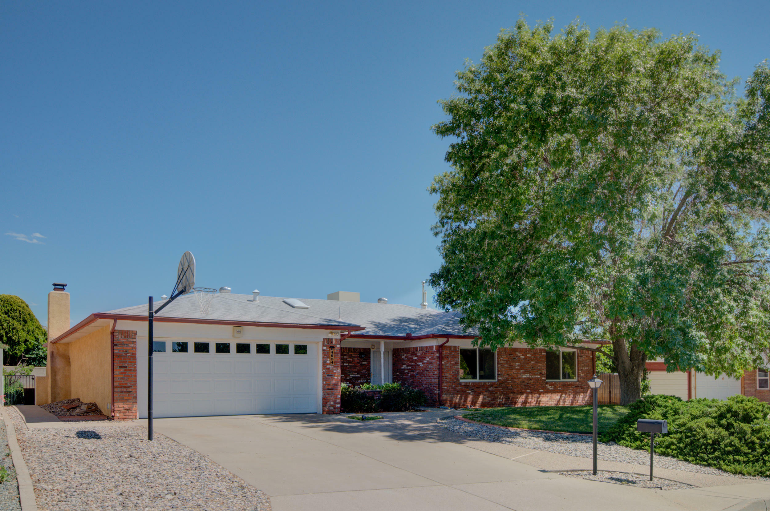 Property Photo:  4604 Danube Drive NE  NM 87111 