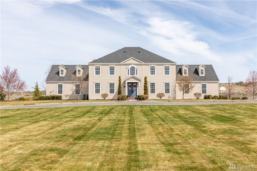 House for sale in Ephrata 2848 Road 14.1 NW, Ephrata, WA 98823