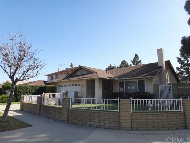 Property Photo:  17832 Caliente Circle  CA 90703 