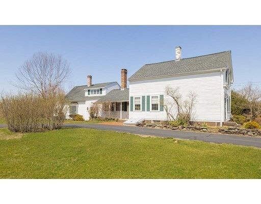 Property Photo: 717 Main St MA 01095
