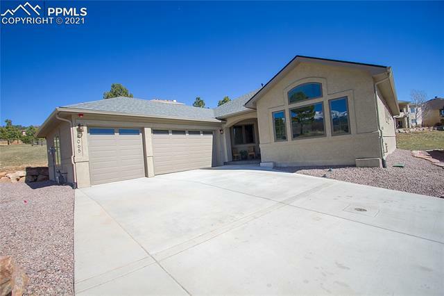 Property Photo:  4065 Ramshorn Point  CO 80904 