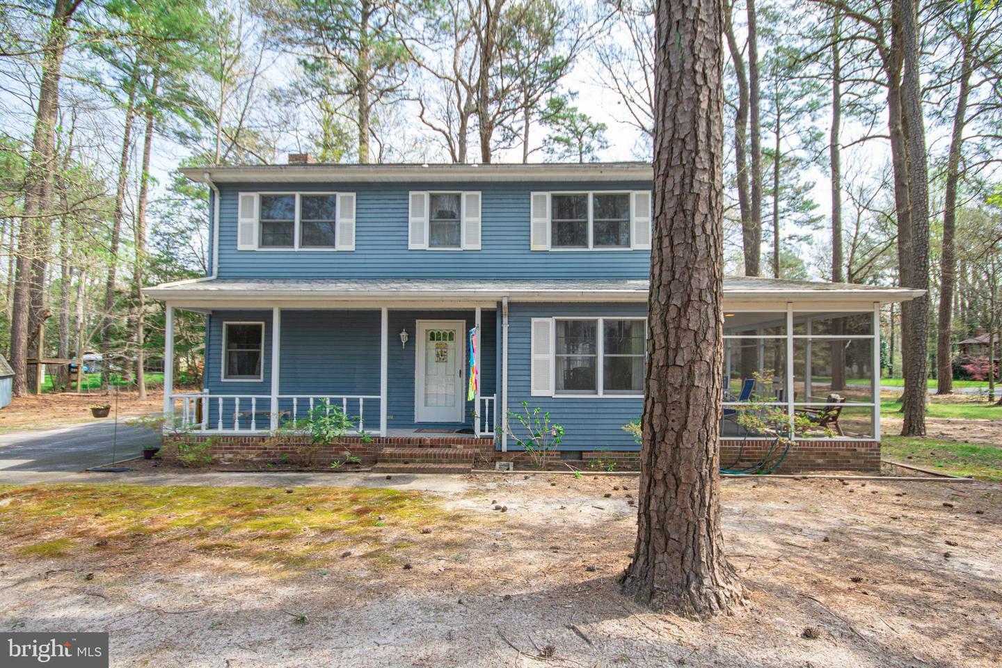 Property Photo:  801 Little John Drive  MD 21804 