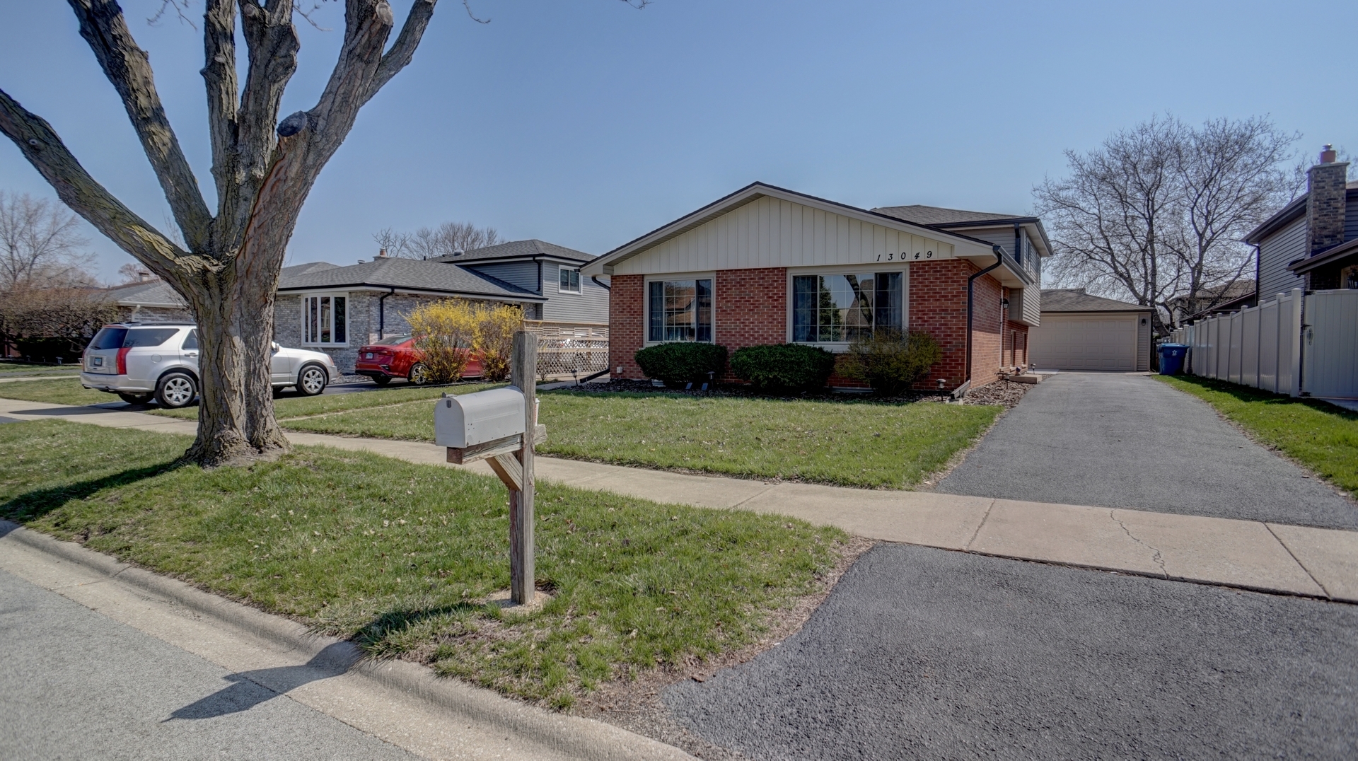 Property Photo: 13049 S Spencer Court IL 60803