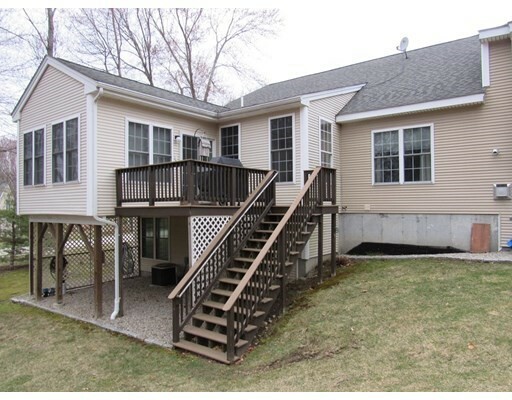 Property Photo:  12 Summerfield Dr 24  MA 01560 