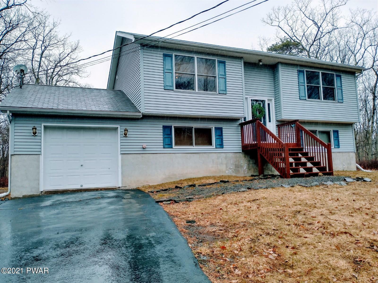 Property Photo:  122 Surrey Drive  PA 18428 