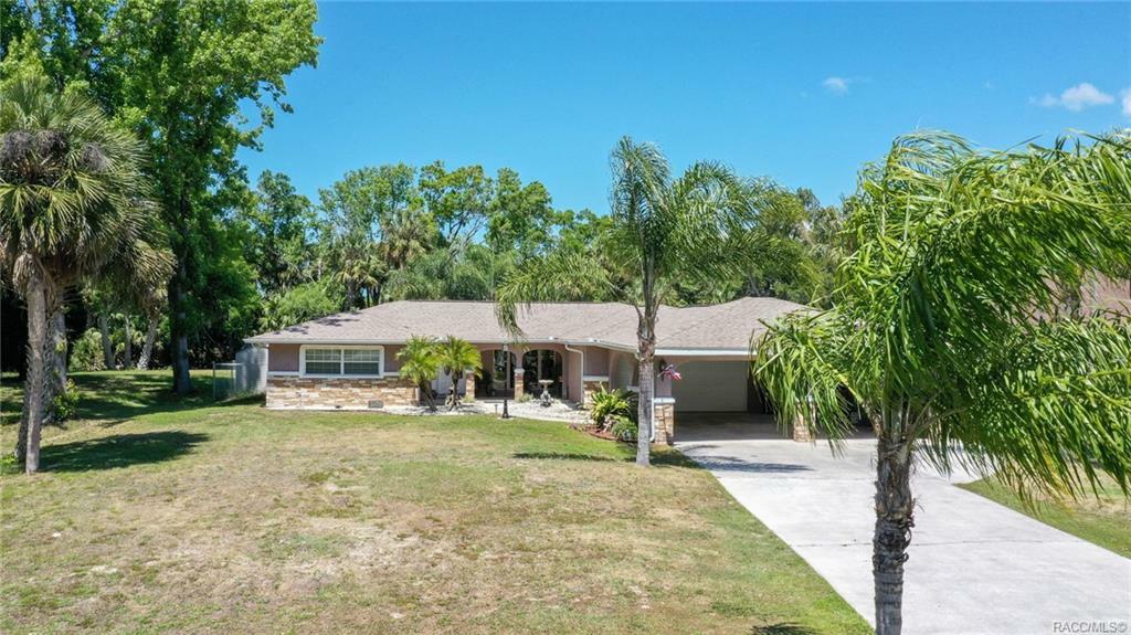 Property Photo:  10039 W Halls River Road  FL 34448 