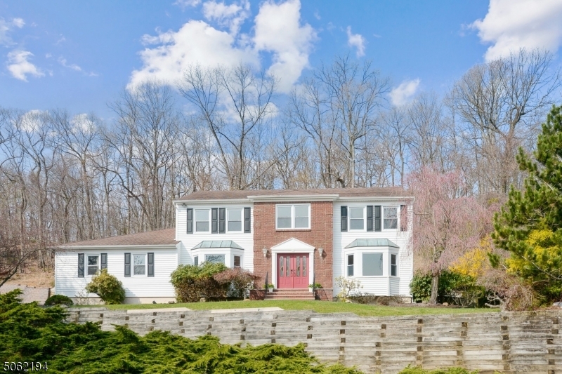 Property Photo:  15 Howell Dr  NJ 07052 