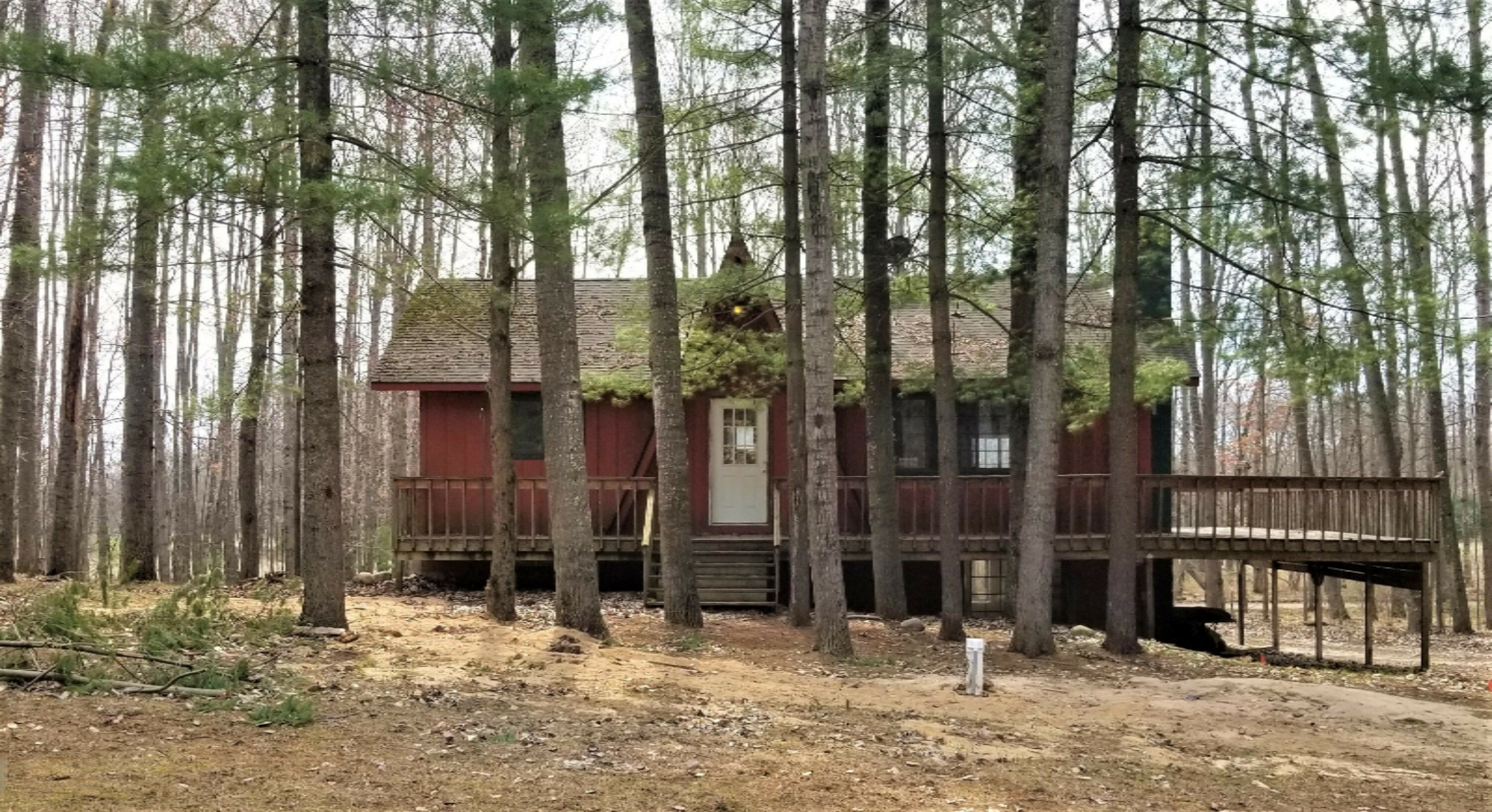 Property Photo: 8147 Highland Trl MI 49346