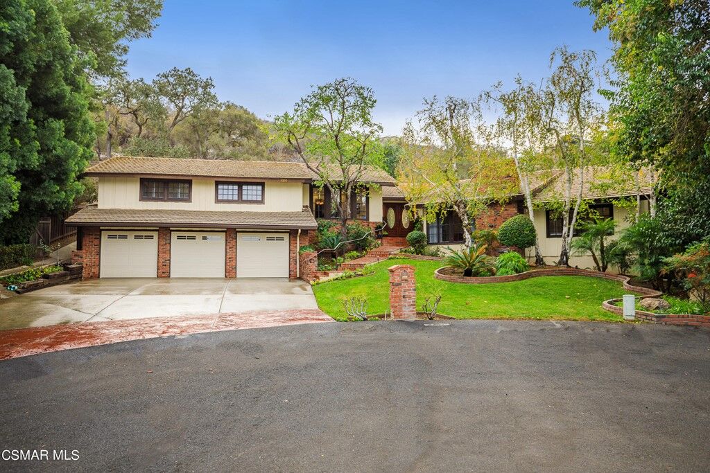 Property Photo:  4201 Saddlecrest Lane  CA 91361