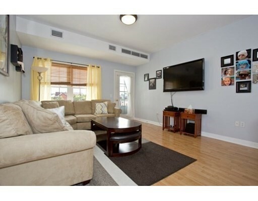 Property Photo:  8 Walnut St 201  MA 01960 