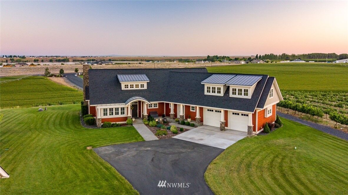 Property Photo: 5303 Road 7.3 NE WA 98837