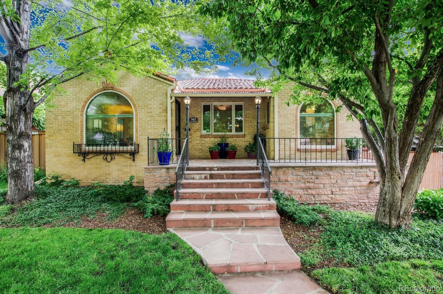 Property Photo:  665 Ivy Street  CO 80220 