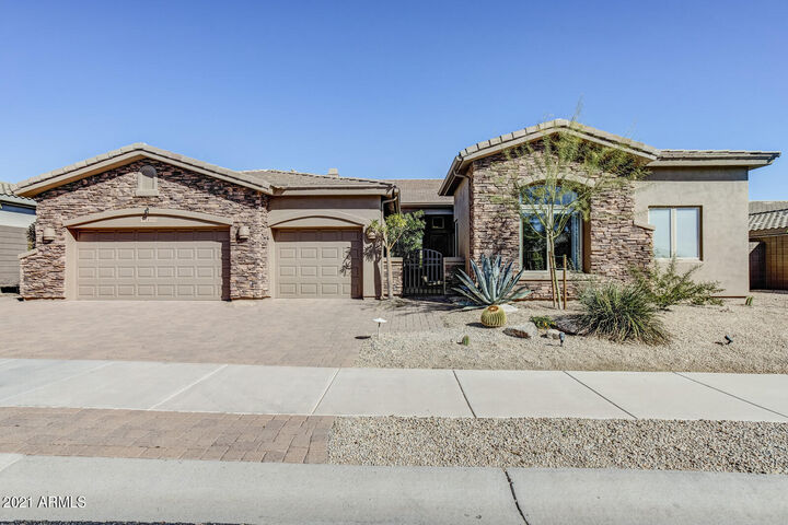 Property Photo: 14550 E Wethersfield Road AZ 85259