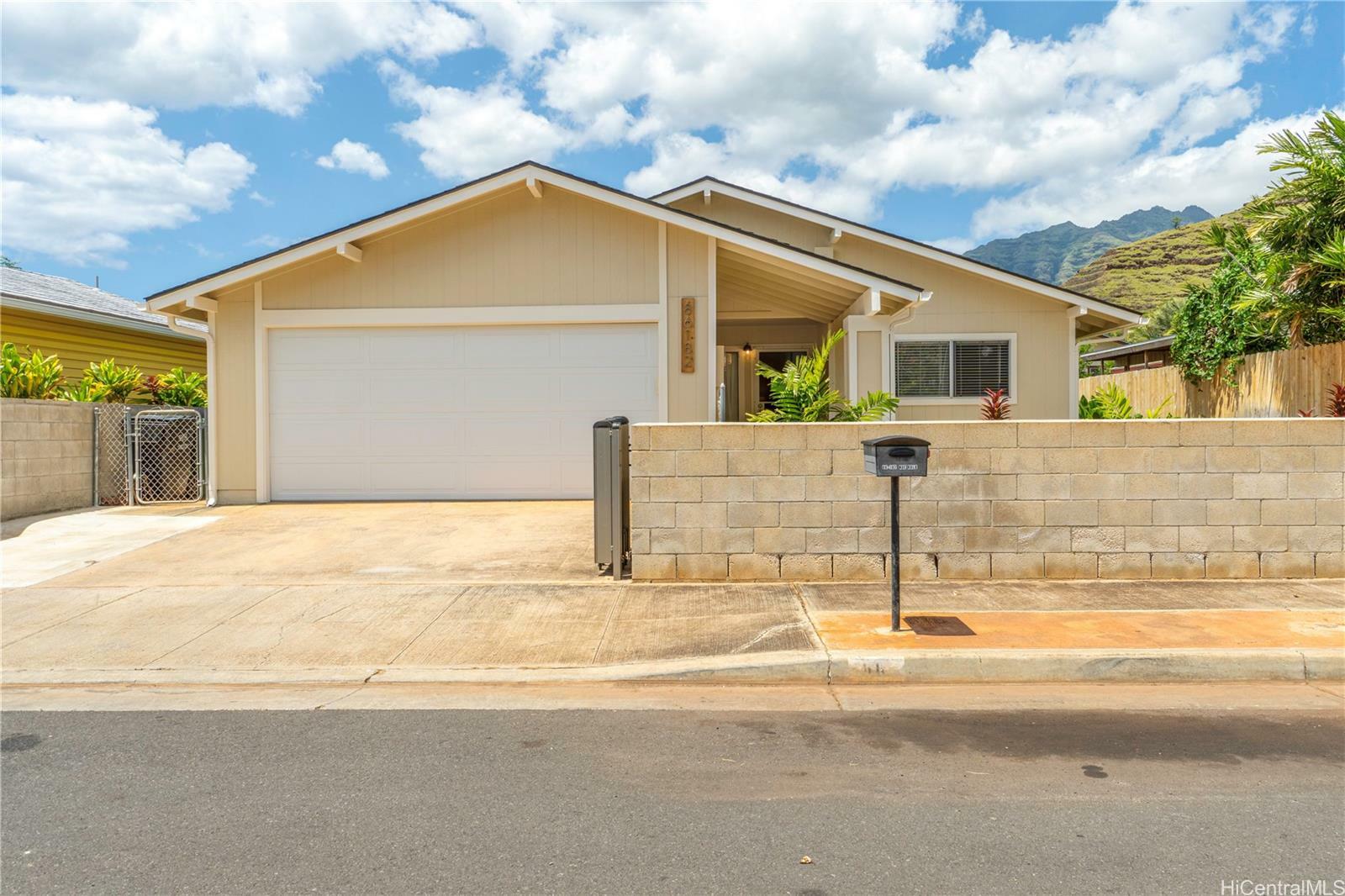 86-182 Moekolu Street  Waianae HI 96792 photo