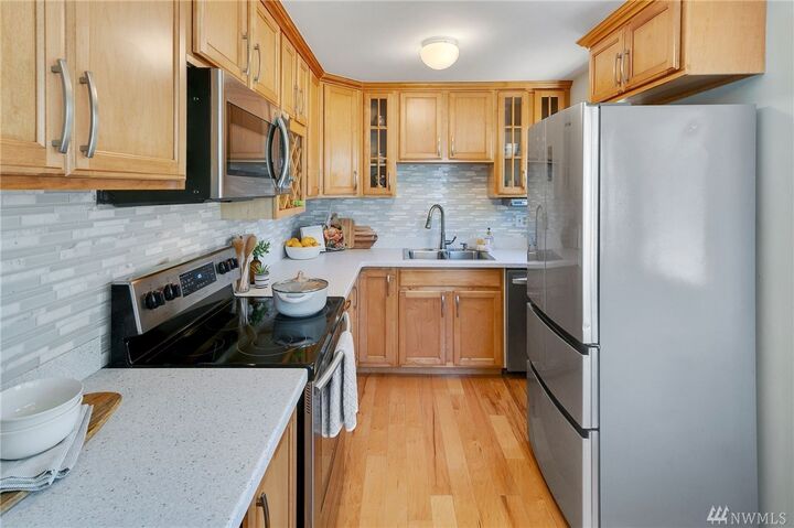 Property Photo: 4843 50th Ave SW WA 98116