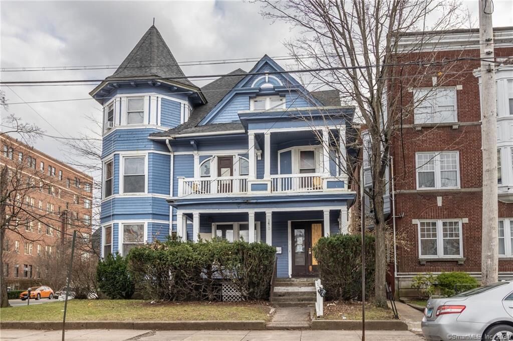 Property Photo: 1470 Chapel Street CT 06511