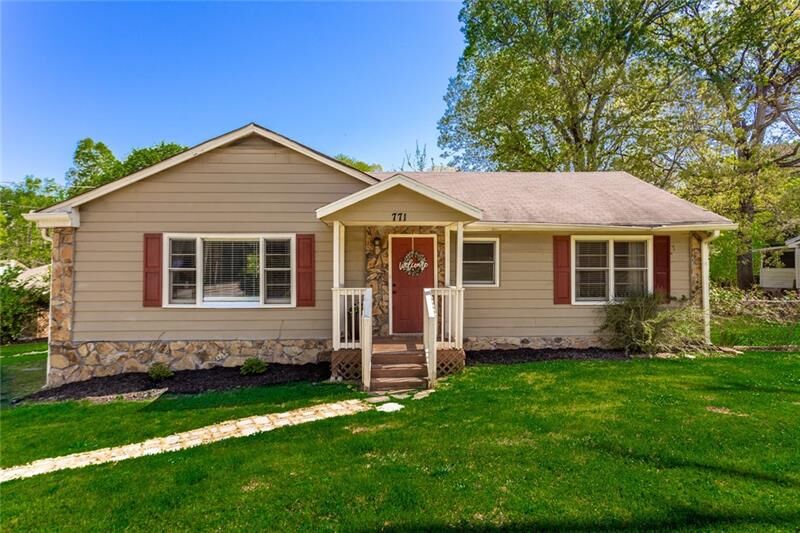 Property Photo:  771 Chamberlain Circle SW  GA 30008 