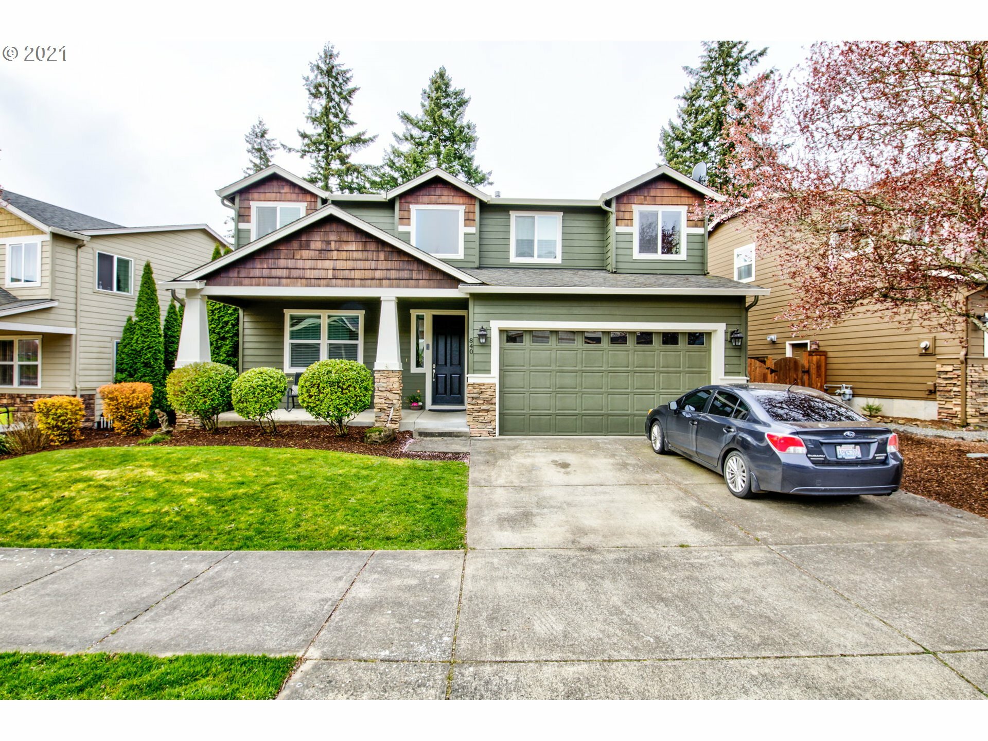 Property Photo:  840 W Lookout Ridge Dr  WA 98671 