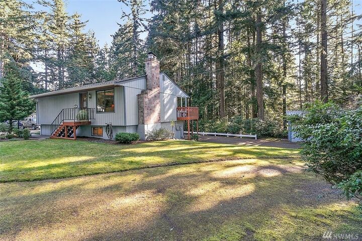 Property Photo:  7253 SE Willock Rd  WA 98359 