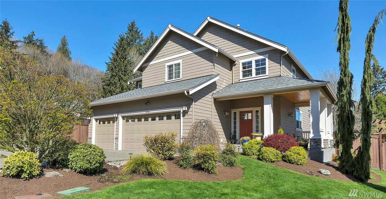 Property Photo:  236 SW Gibson Lane  WA 98027 