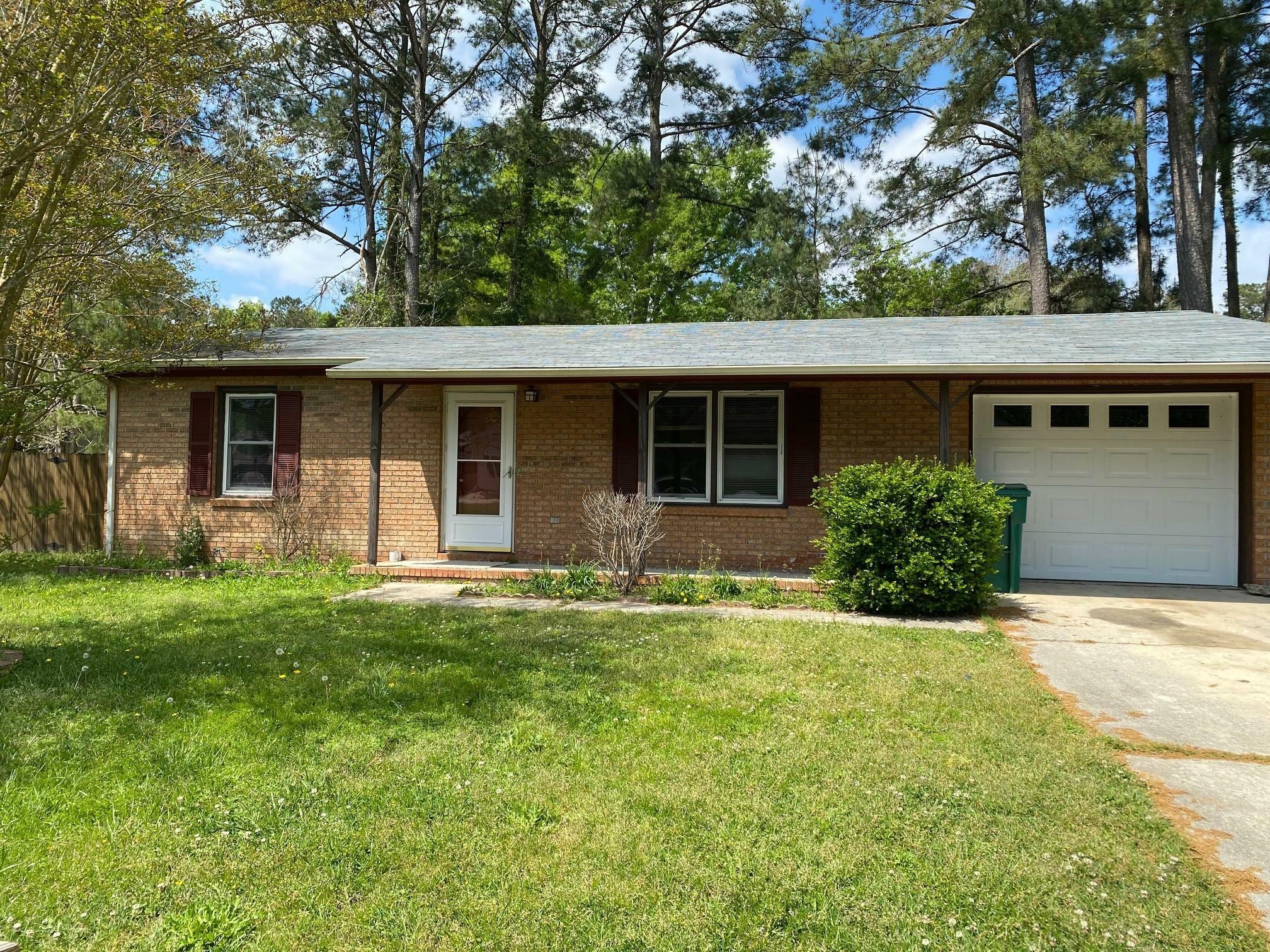 Property Photo:  403 Walnut Drive  NC 28540 