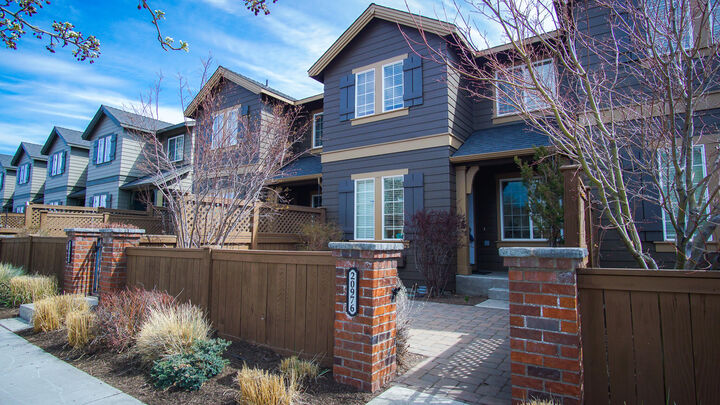 20976 NE High Desert Lane  Bend OR 97701 photo