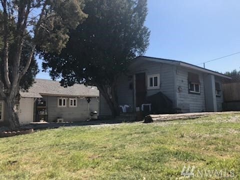 903 S Chelan Ave  Wenatchee WA 98801 photo