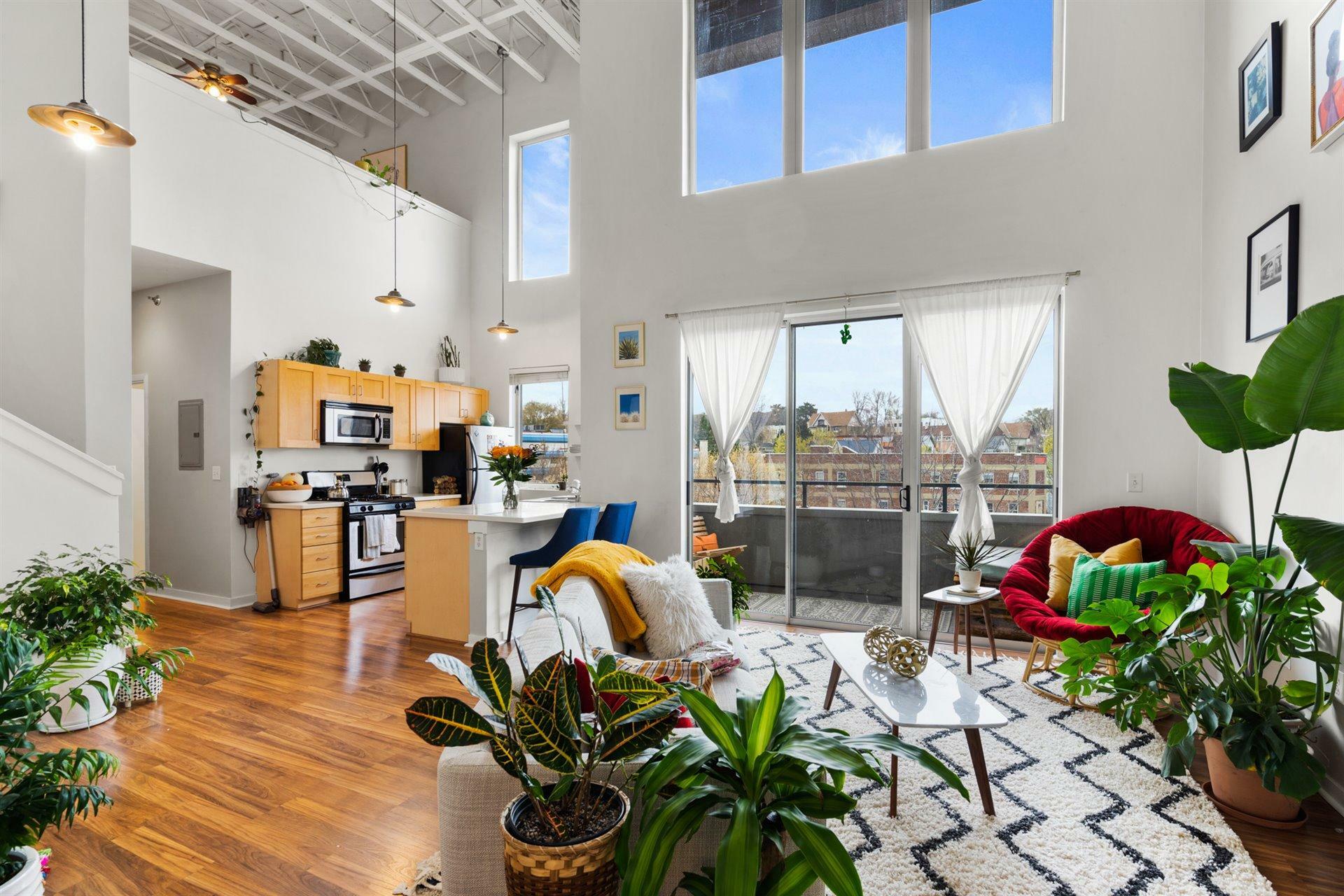 Property Photo: 2080 N Commerce St 513 WI 53212