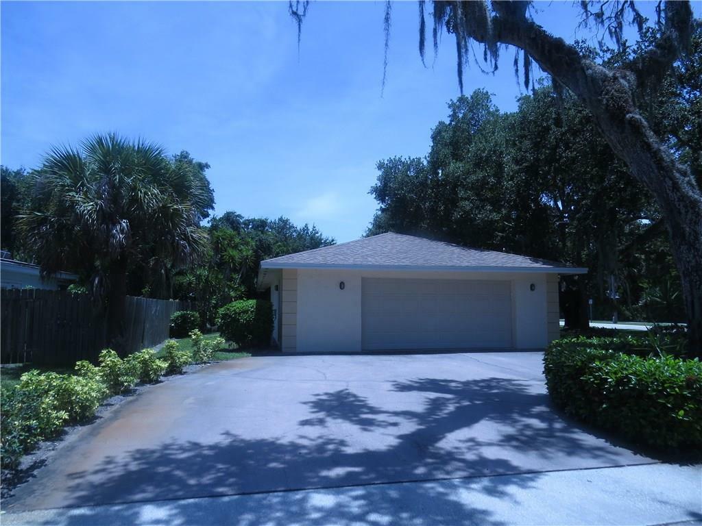 Property Photo:  3412 Mockingbird Drive  FL 32963 