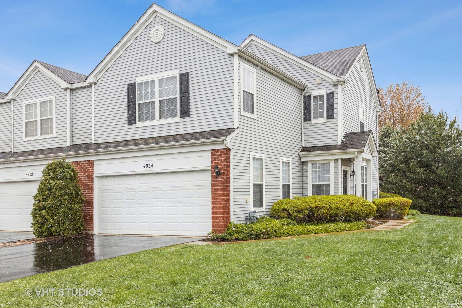 Property Photo: 4934 Montauk Drive 4934 IL 60586