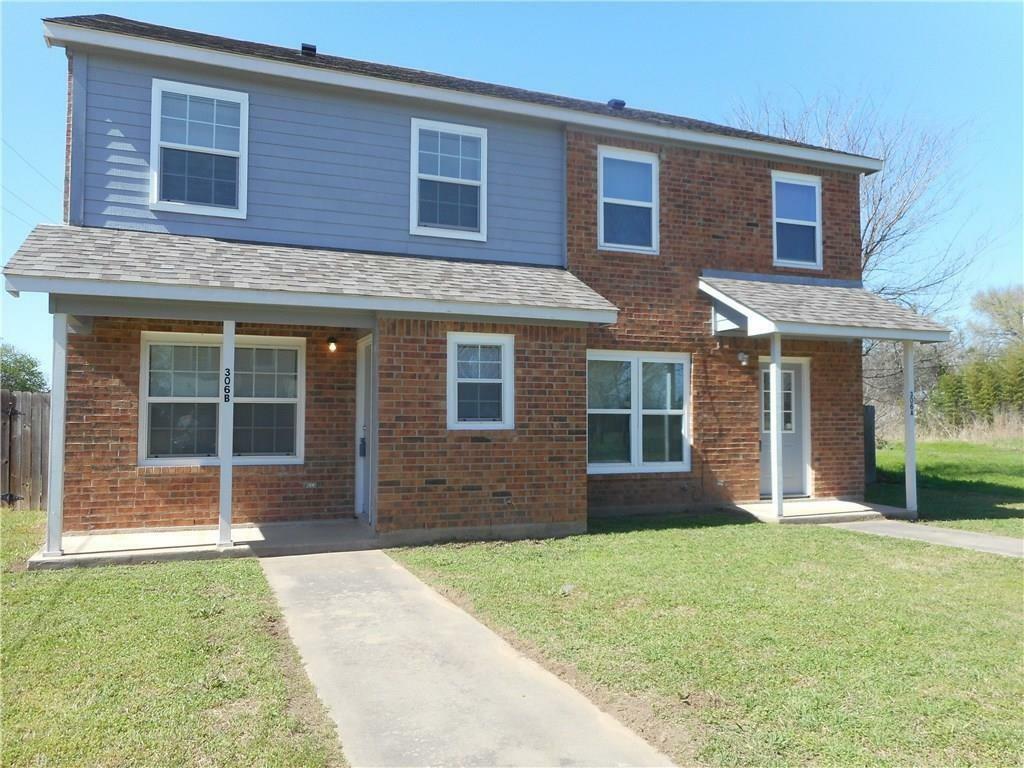 Property Photo:  306 Anderson Lane A &Amp B  TX 78957 