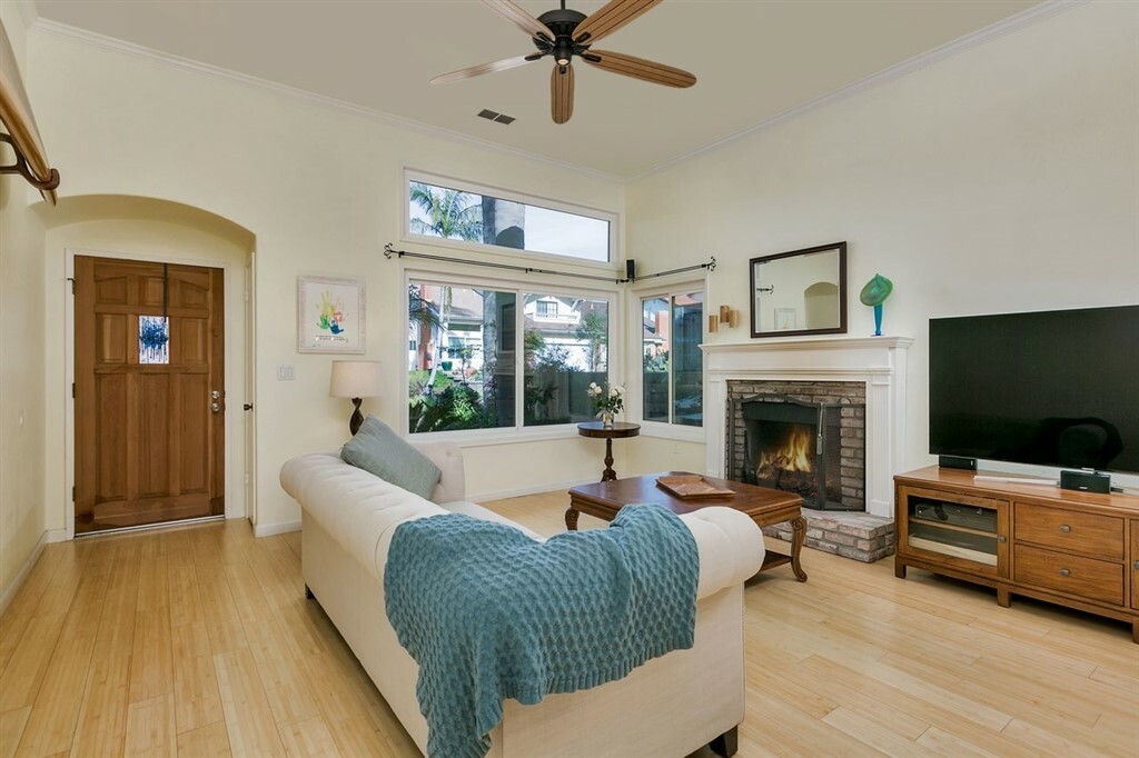 Property Photo: 1450 Flair Encinitas Dr CA 92024