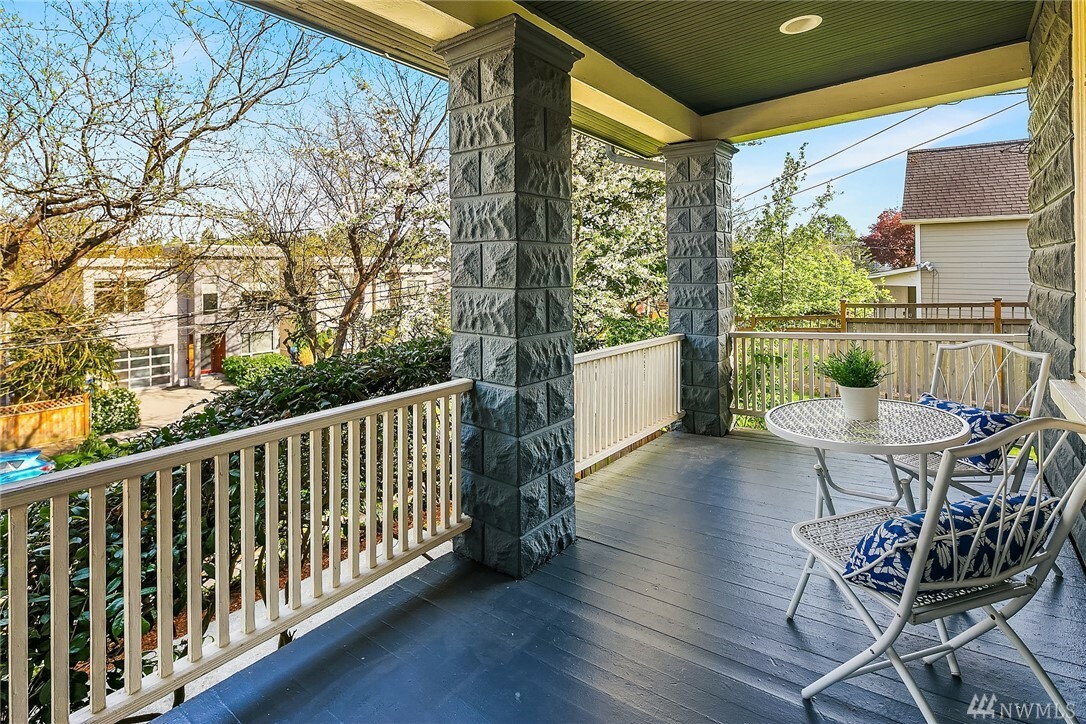 Property Photo: 441 27th Ave E WA 98112