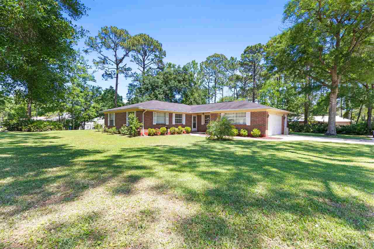 Property Photo:  3718 Arrowhead Drive  FL 32086 