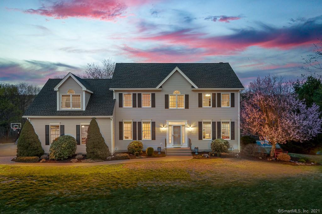 Property Photo: 6 Clearbrook Drive CT 06084