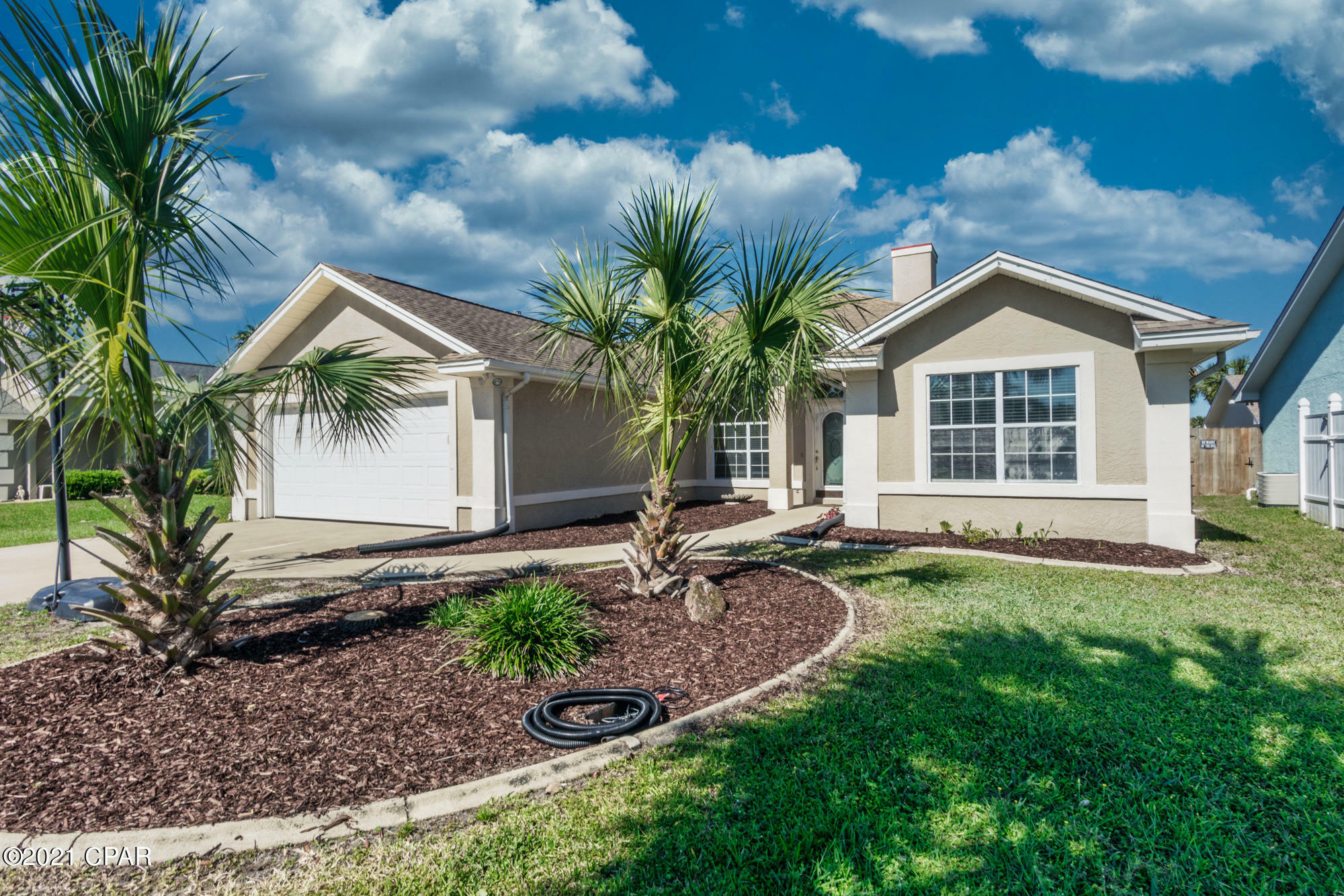 Property Photo:  122 Seaclusion Circle  FL 32413 