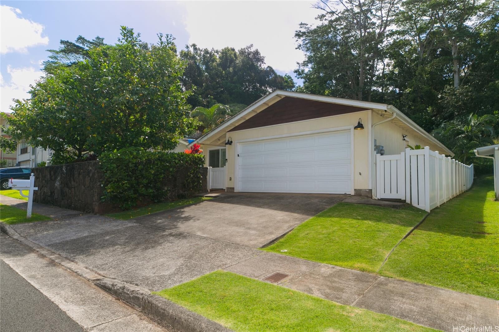 Property Photo:  2425 Akepa Street  HI 96782 