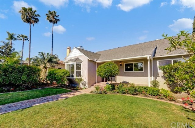 Property Photo:  611 Flint Avenue  CA 90814 